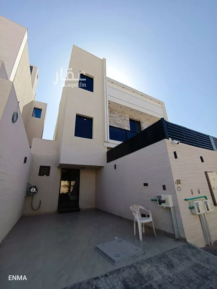 شقة للبيع في شارع شاكر بن ابي بكر, حي الملك فيصل, مدينة الرياض, منطقة الرياض صورة 3