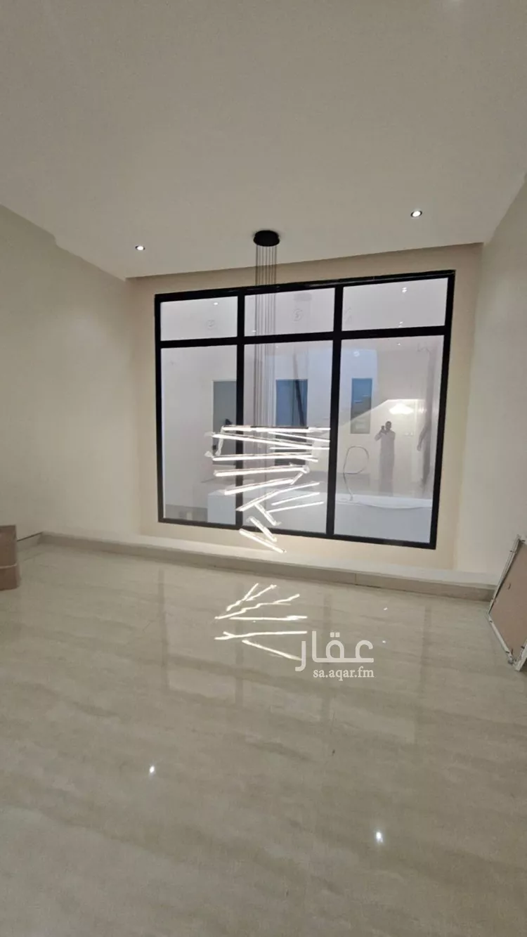 فيلا للبيع في شارع قطر بن خليفة, حي الفاروق, مدينة الرياض, منطقة الرياض 8