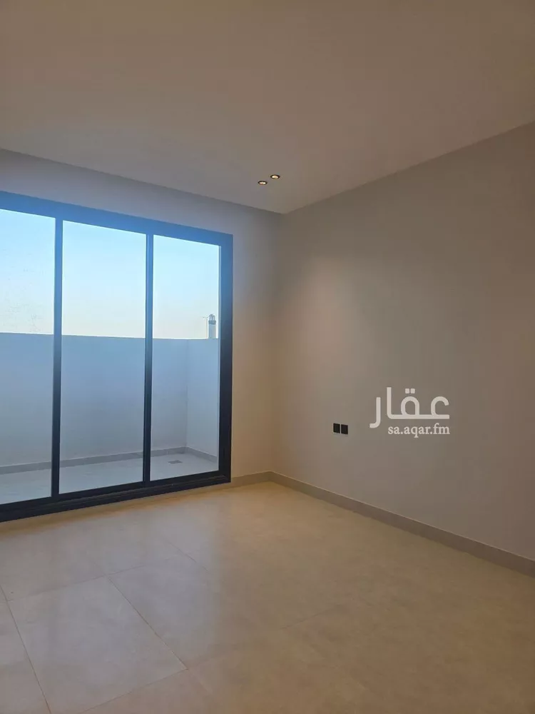 فيلا للبيع في شارع سفيان بن وهب, حي الروضة, مدينة الرياض, منطقة الرياض 7