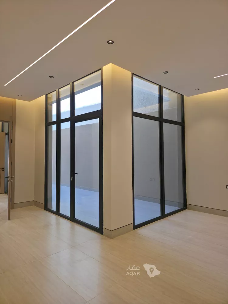 Villa for Sale in Riyadh King Faisal