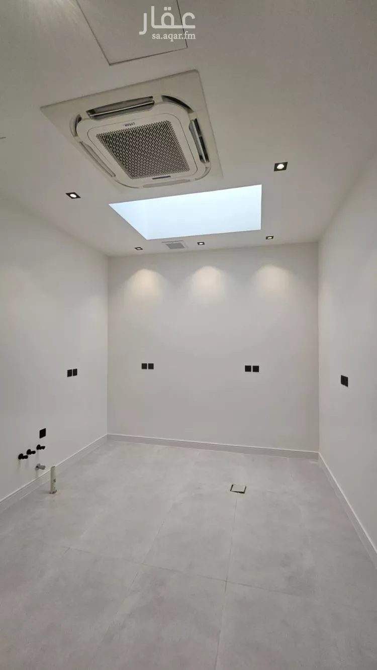 فيلا للبيع في شارع أسد السنة, حي الفاروق, مدينة الرياض, منطقة الرياض صورة 2