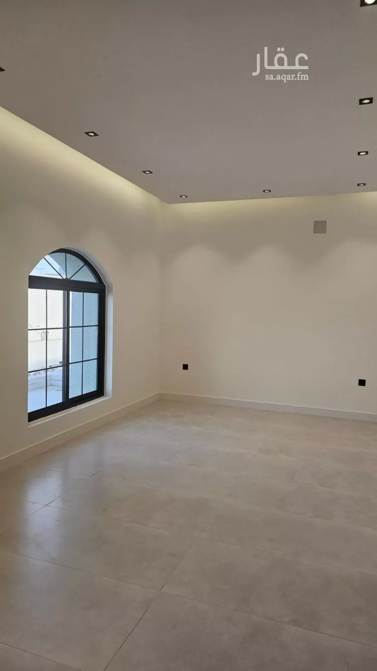 فيلا للبيع في شارع أسد السنة, حي الفاروق, مدينة الرياض, منطقة الرياض صورة 5