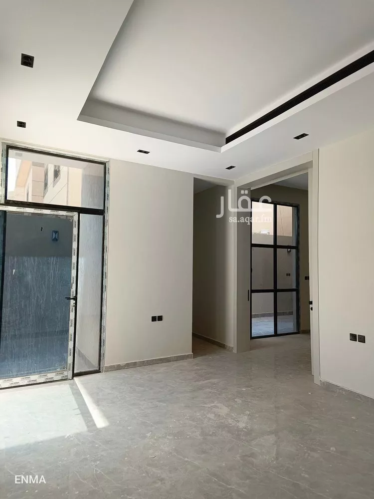 فيلا للبيع في شارع عبدالله بن ابي دليم, حي الملك فيصل, مدينة الرياض, منطقة الرياض صورة 2