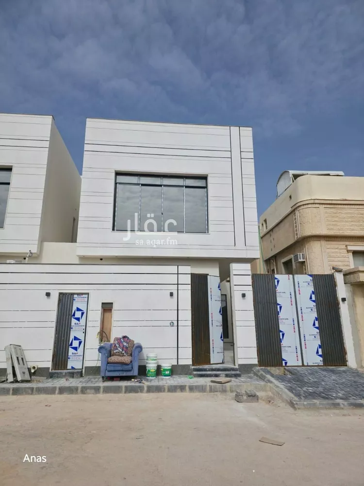 فيلا للبيع في شارع أبي الفتح السعدي, حي الملك فيصل, مدينة الرياض, منطقة الرياض