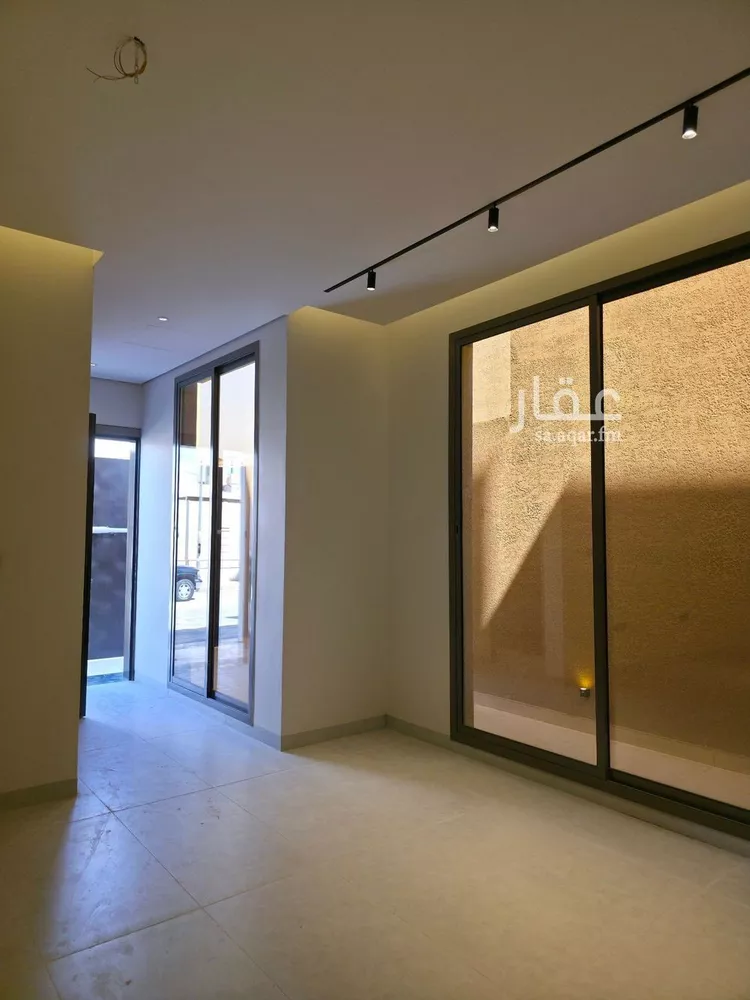 دور للبيع في شارع الحصنة, حي غرناطة, مدينة الرياض, منطقة الرياض 10