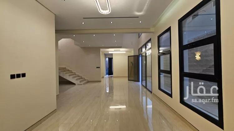 فيلا للبيع في شارع قطر بن خليفة, حي الفاروق, مدينة الرياض, منطقة الرياض 15