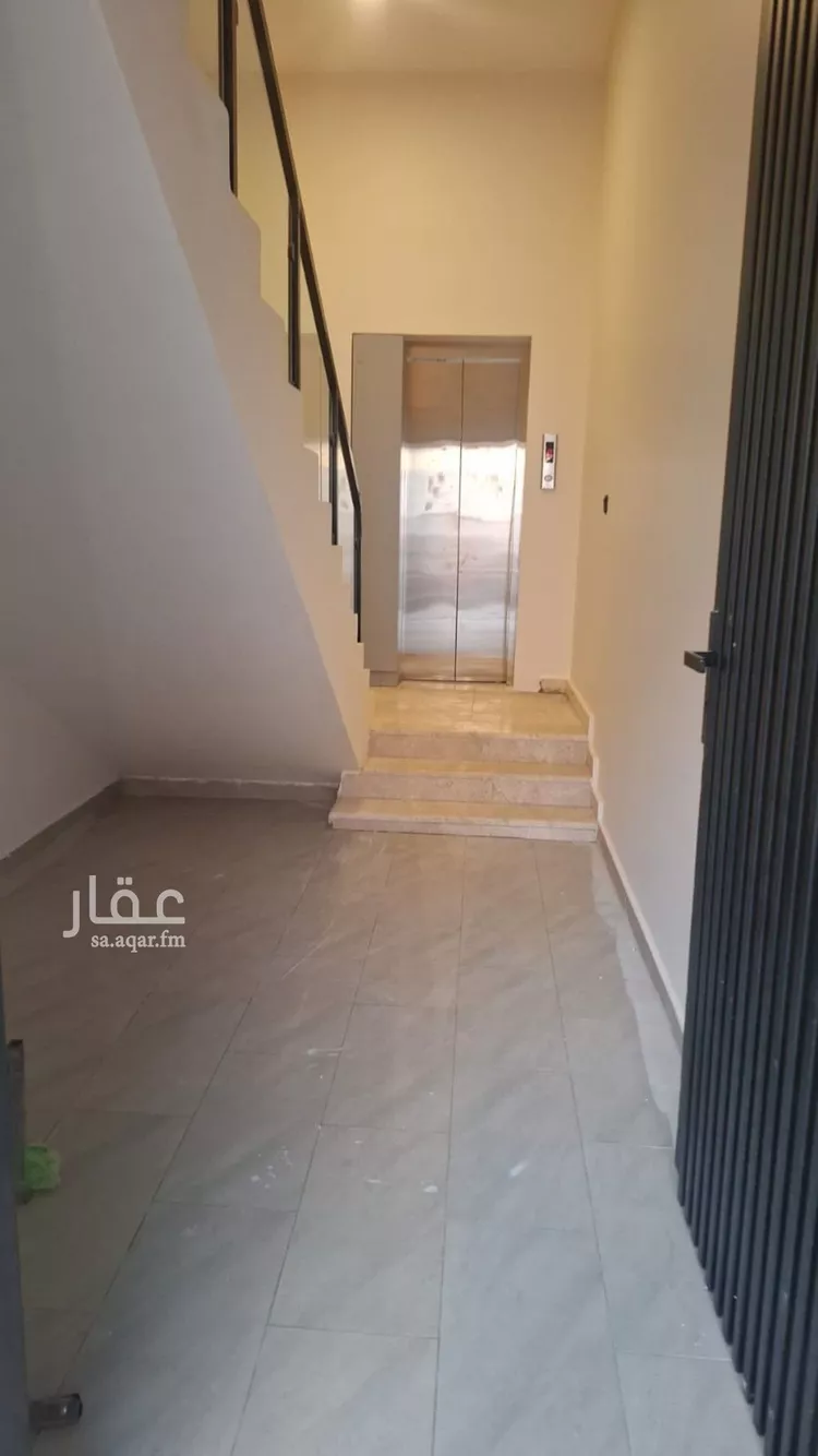 دور للبيع في شارع رقم 105, حي المونسية, مدينة الرياض, منطقة الرياض 20