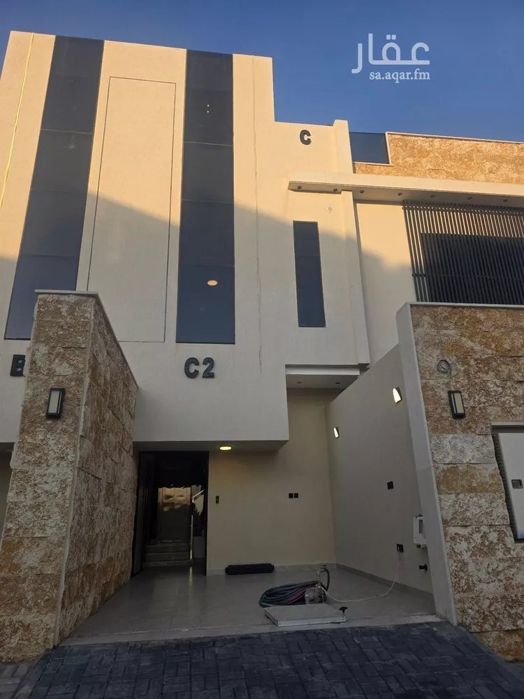 فيلا للبيع في شارع سفيان بن وهب, حي الروضة, مدينة الرياض, منطقة الرياض