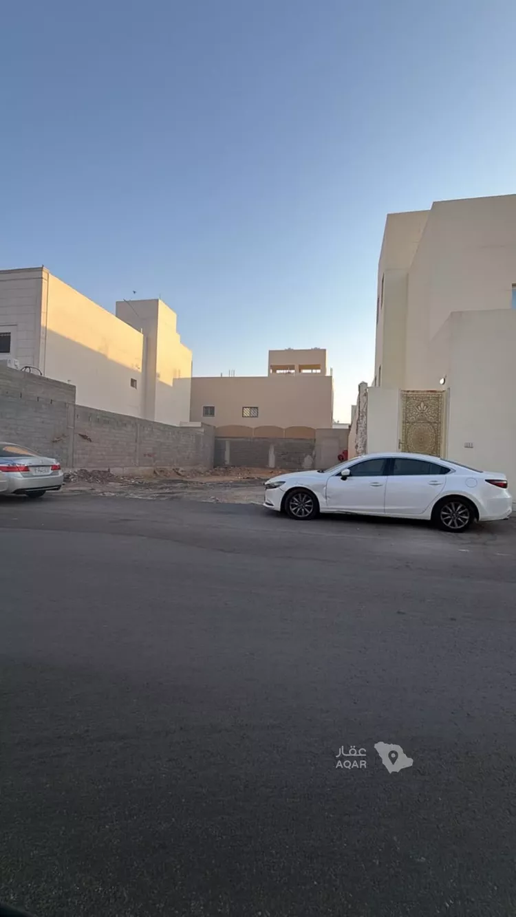 أرض للبيع في شارع البرادي ، حي الجزيرة ، بريدة ، بريدة