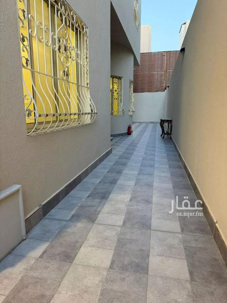 فيلا للبيع في شارع أبي عبدالله الشريف, حي البيان, مدينة الرياض, منطقة الرياض صورة 3