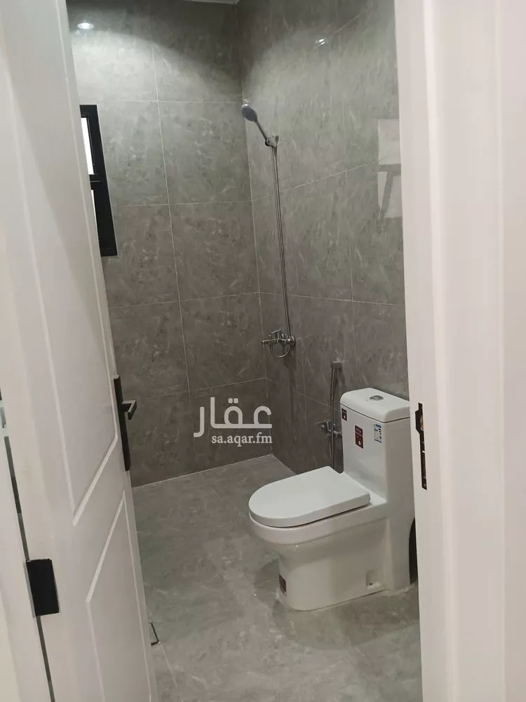 فيلا للبيع في شارع ابن زهر, حي السعادة, مدينة الرياض, منطقة الرياض صورة 4