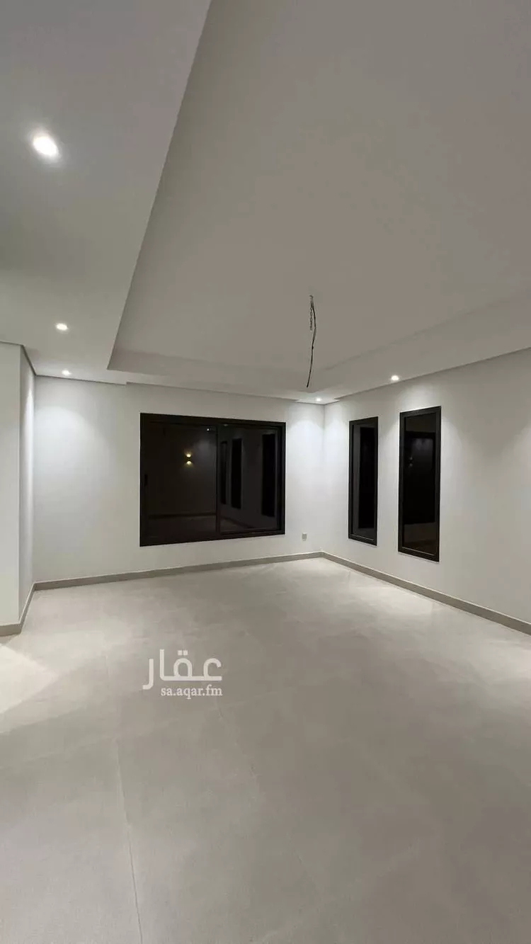 فيلا للإيجار في شارع الامير فيصل بن بندر بن عبدالعزيز الفرعي ، حي مطار الملك خالد الدولي ، الرياض ، منطقة الرياض صورة 2