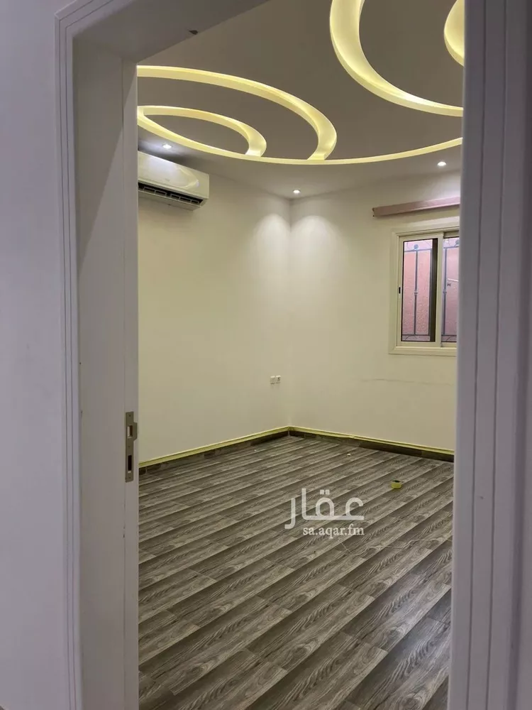 فيلا للبيع في شارع أبي بكر الشربيني, حي العارض, مدينة الرياض, منطقة الرياض صورة 5