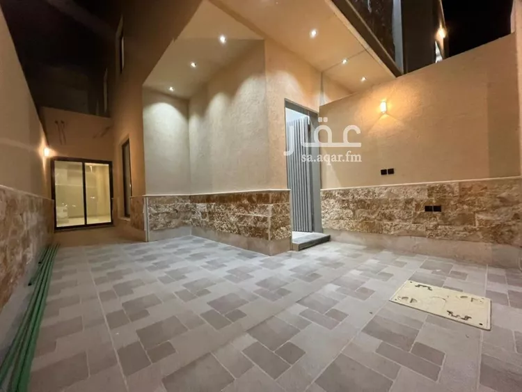 Floor for Sale in Riyadh Tuwaiq 8
