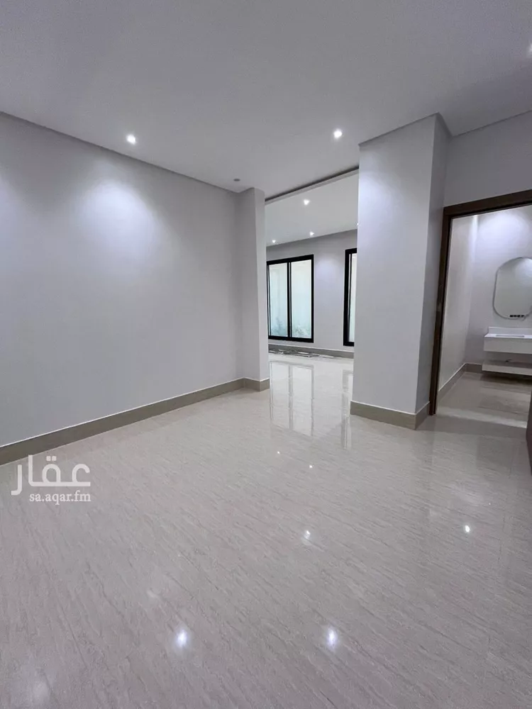Villa for Sale in Riyadh Al Mahdiyah 9