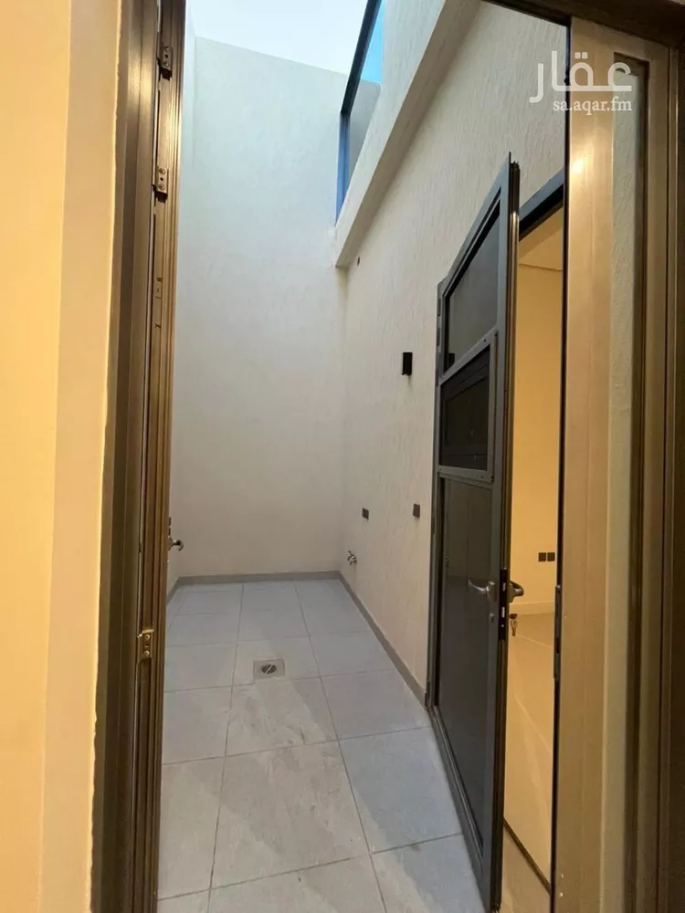 فيلا للبيع في شارع ابن سحيم, حي المهدية, مدينة الرياض, منطقة الرياض 20