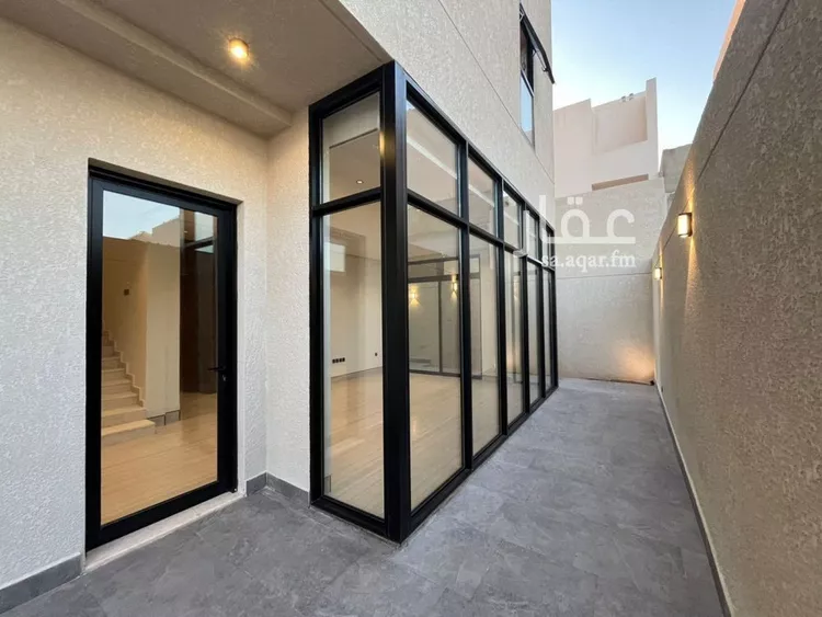 Villa for Sale in Riyadh Al Mahdiyah صورة 4