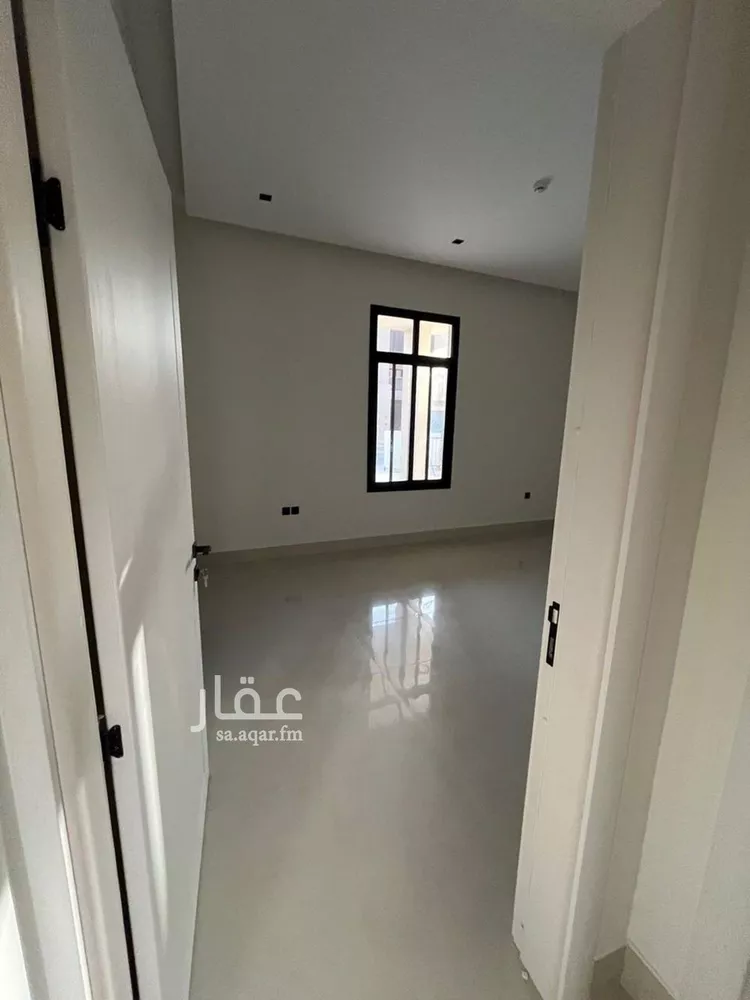 شقة للبيع في شارع عبدالعزيز بن إسماعيل, حي المهدية, مدينة الرياض, منطقة الرياض 13