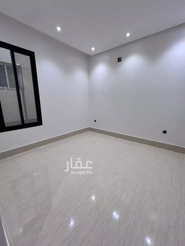 Villa for Sale in Riyadh Al Mahdiyah 14