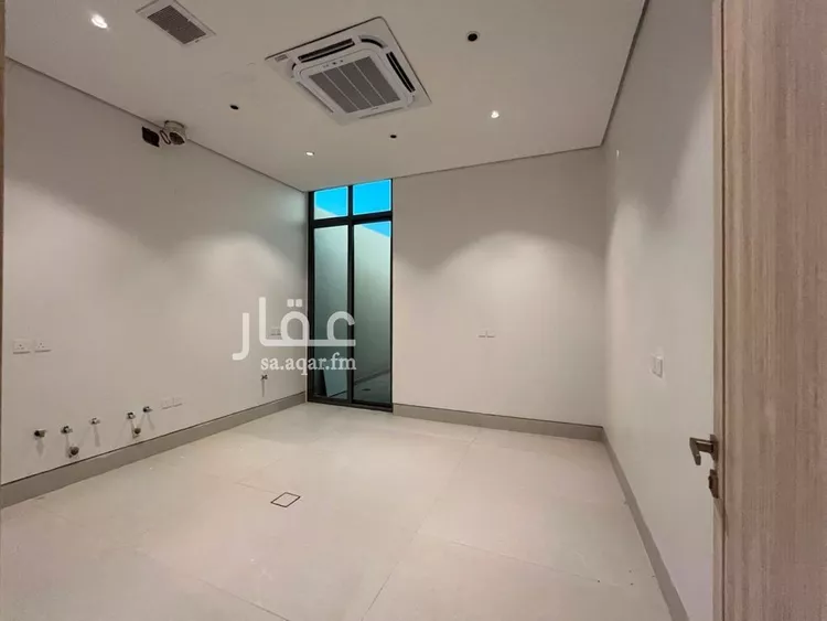 فيلا للبيع في شارع أبي الحسن الأسفرائيني, حي المهدية, مدينة الرياض, منطقة الرياض 20