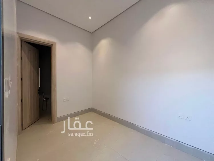 فيلا للبيع في شارع أبي الحسن الأسفرائيني, حي المهدية, مدينة الرياض, منطقة الرياض 24