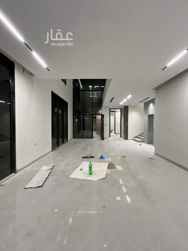 فيلا للبيع في شارع أبي زرعة الهمذاني, حي المهدية, مدينة الرياض, منطقة الرياض 24