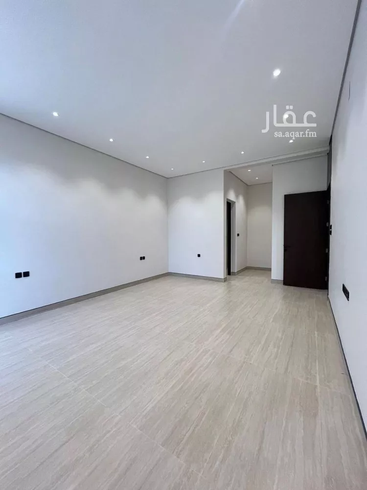 فيلا للبيع في شارع أبي العباس الصقلي, حي المهدية, مدينة الرياض, منطقة الرياض 15