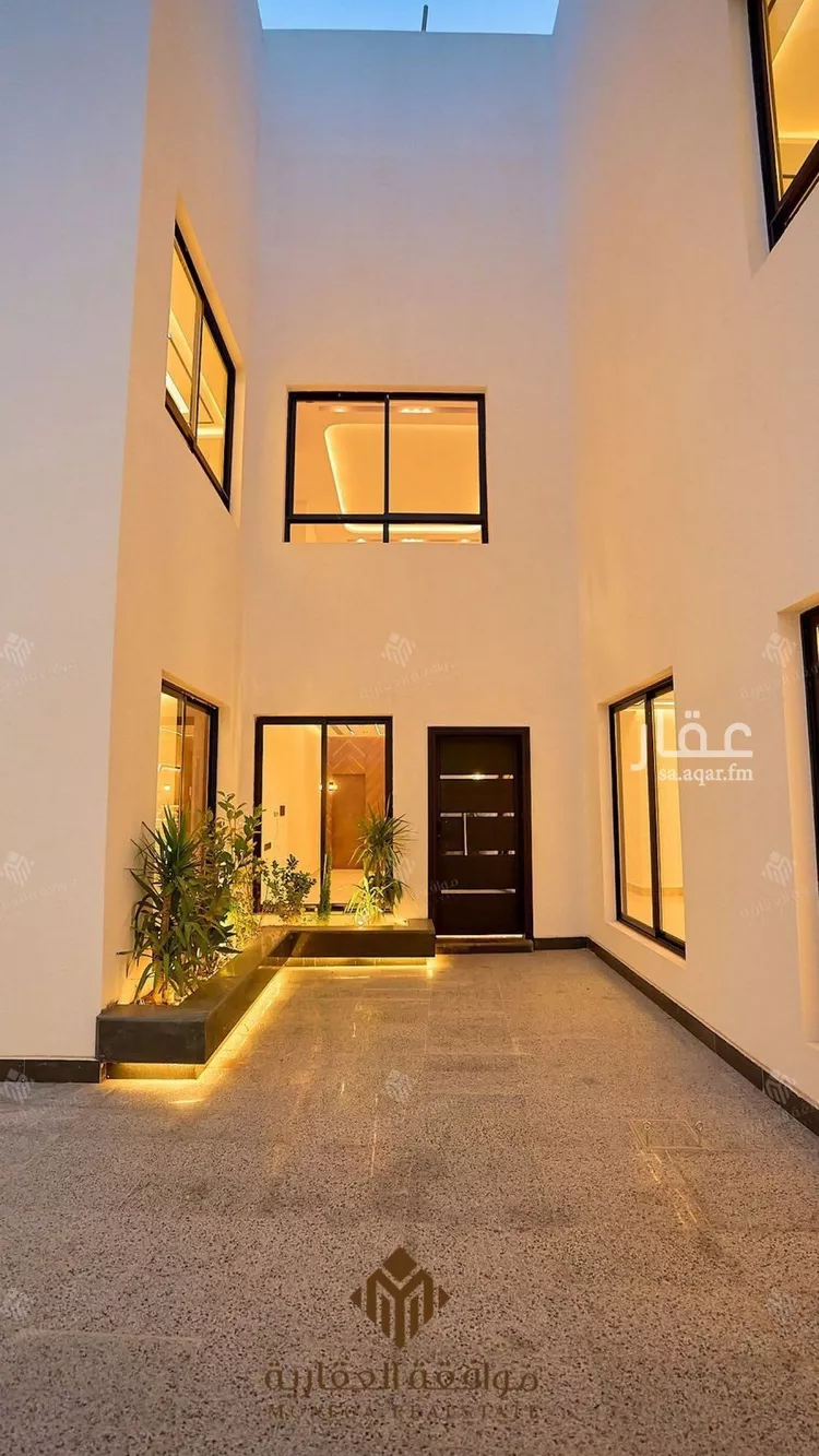 Villa for Sale in Riyadh Al Mahdiyah صورة 4