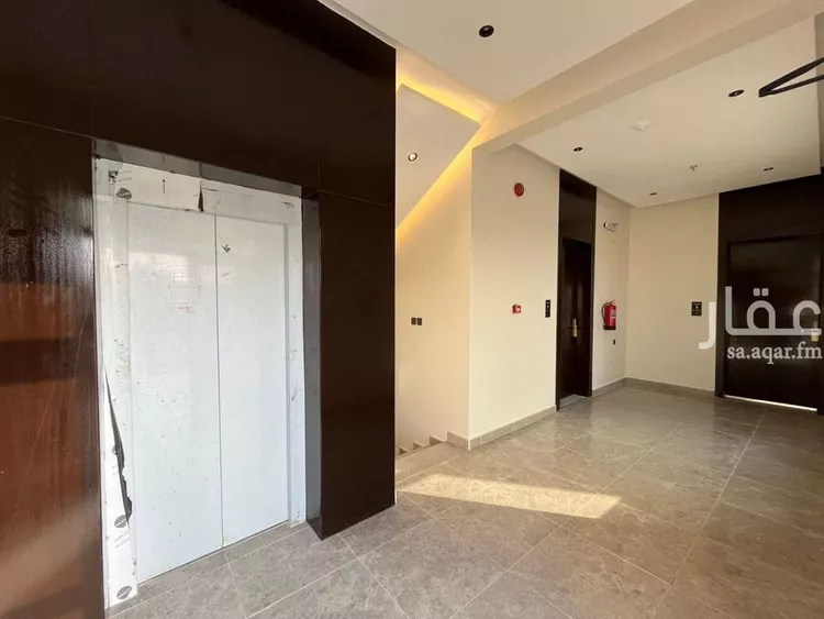 شقة للبيع في شارع أبي الحسن الأسفرائيني, حي المهدية, مدينة الرياض, منطقة الرياض 6