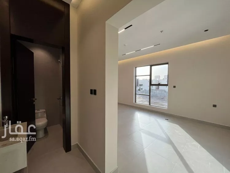شقة للبيع في شارع أبي الحسن الأسفرائيني, حي المهدية, مدينة الرياض, منطقة الرياض 8