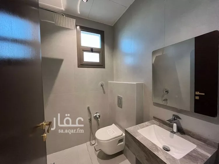شقة للبيع في شارع أبي الحسن الأسفرائيني, حي المهدية, مدينة الرياض, منطقة الرياض 18