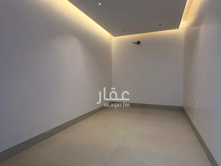 فيلا للبيع في شارع أبي الحسن الأسفرائيني, حي المهدية, مدينة الرياض, منطقة الرياض 15