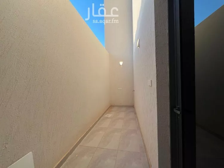 فيلا للبيع في شارع أبي الحسن الأسفرائيني, حي المهدية, مدينة الرياض, منطقة الرياض 23