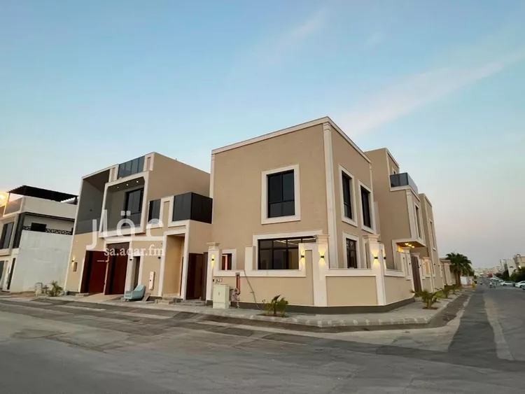 فيلا للبيع في شارع سعيد بن نافع, حي المهدية, مدينة الرياض, منطقة الرياض صورة 2