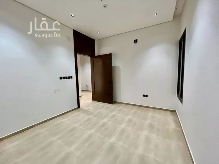 شقة للبيع في شارع أحمد بن الحسن الأنصاري, حي المهدية, مدينة الرياض, منطقة الرياض صورة 4