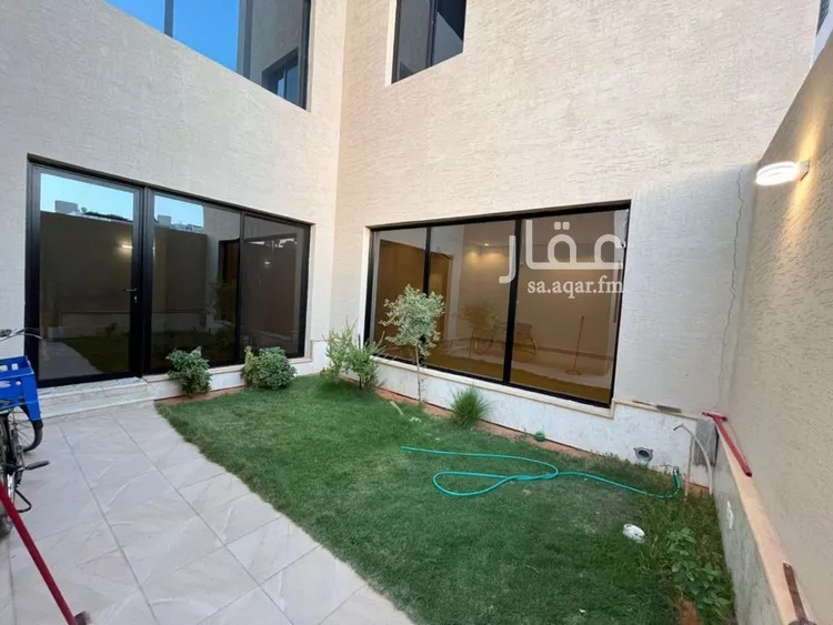 فيلا للبيع في شارع أبي الحسن الأسفرائيني, حي المهدية, مدينة الرياض, منطقة الرياض صورة 2