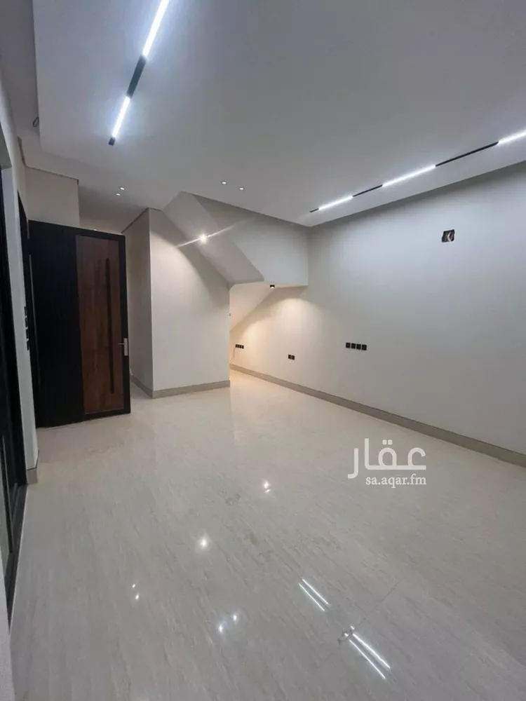Villa for Sale in Riyadh Al Mahdiyah 12