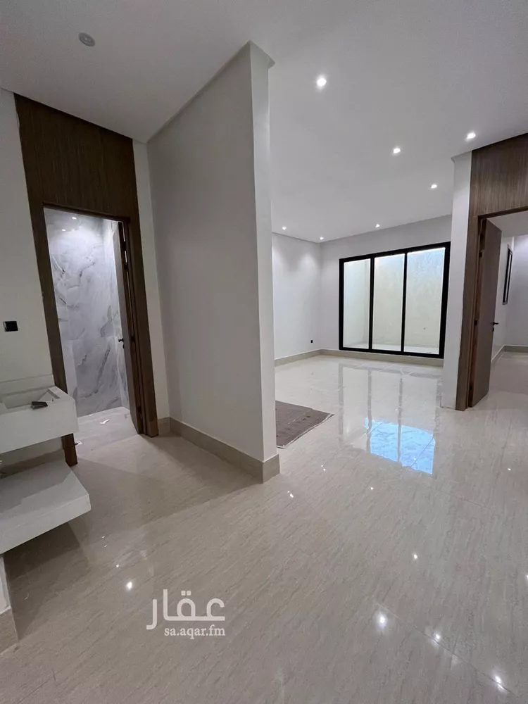 Villa for Sale in Riyadh Al Mahdiyah 12