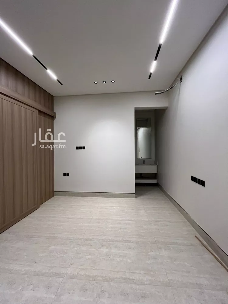 فيلا للبيع في شارع أحمد بن هاشم, حي المهدية, مدينة الرياض, منطقة الرياض 9