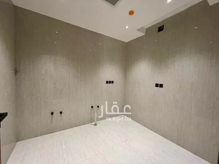 شقة للبيع في شارع عبداللطيف بن المبارك, حي المهدية, مدينة الرياض, منطقة الرياض 17