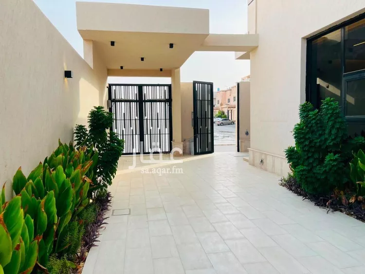 فيلا للبيع في شارع أبي زرعة الهمذاني, حي المهدية, مدينة الرياض, منطقة الرياض 7