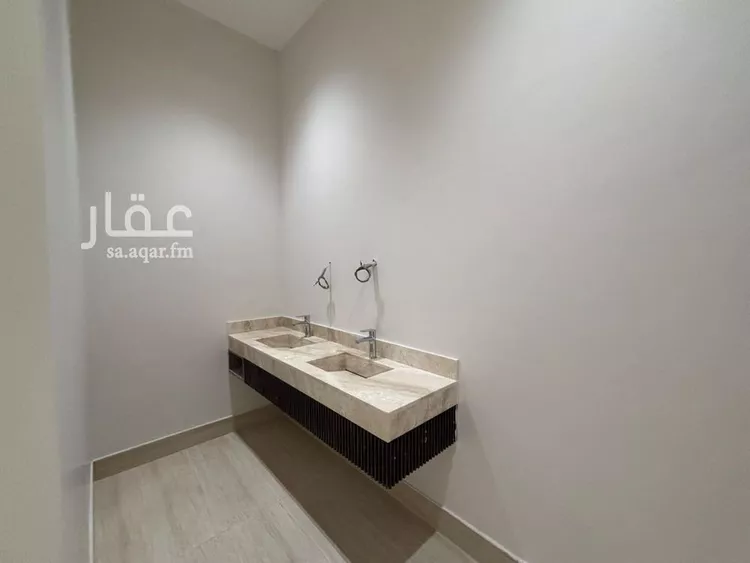 فيلا للبيع في شارع شهيد الدين ثم الوطن هشام سعد ناصر جميعه, حي المهدية, مدينة الرياض, منطقة الرياض 25