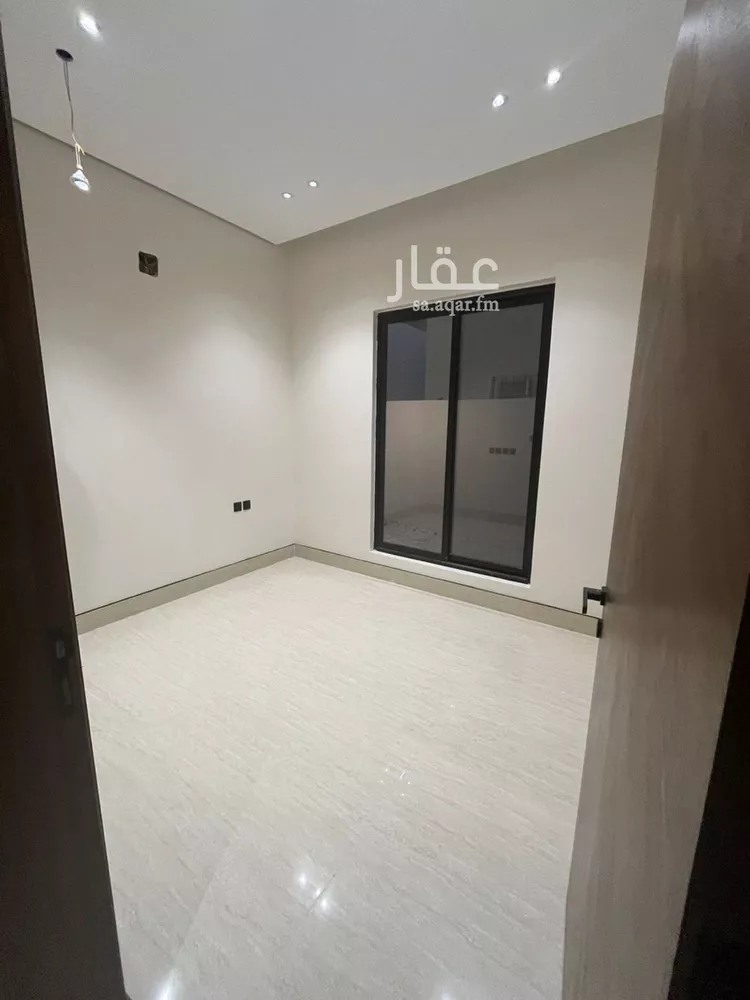 Villa for Sale in Riyadh Al Mahdiyah 21