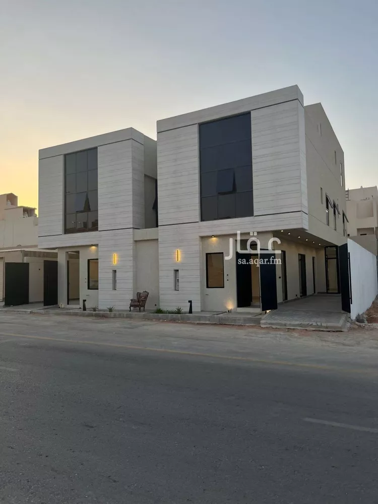 Villa for Sale in Riyadh Al Mahdiyah