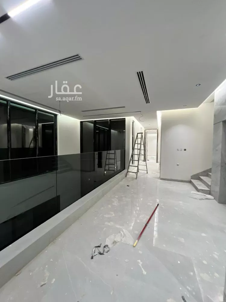 فيلا للبيع في شارع أبي زرعة الهمذاني, حي المهدية, مدينة الرياض, منطقة الرياض 17