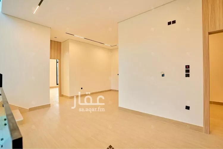 فيلا للبيع في شارع أحمد بن الحسن الأنصاري, حي المهدية, مدينة الرياض, منطقة الرياض 17