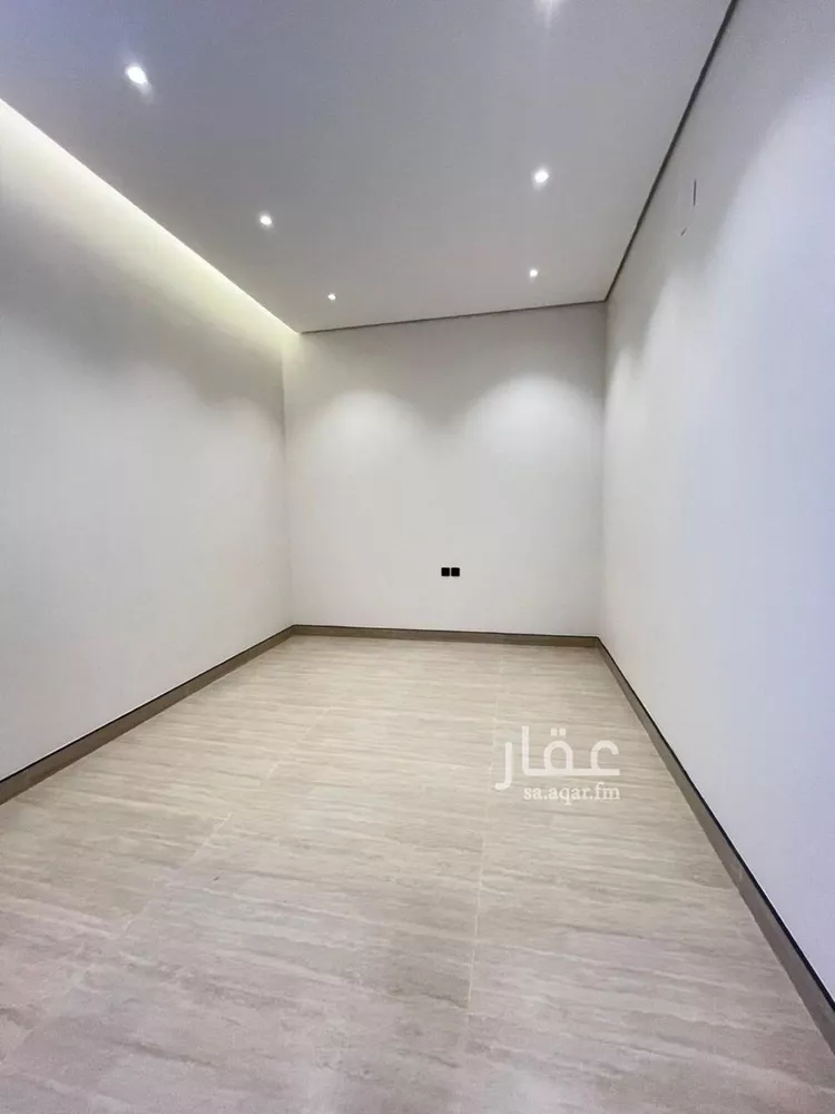 فيلا للبيع في شارع أبي العباس الصقلي, حي المهدية, مدينة الرياض, منطقة الرياض 28