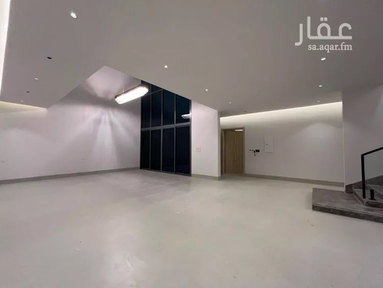 فيلا للبيع في شارع أبي الحسن الأسفرائيني, حي المهدية, مدينة الرياض, منطقة الرياض 17