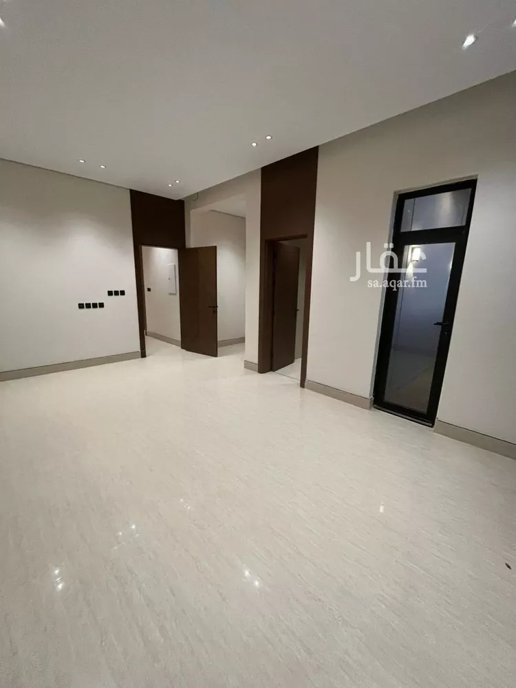 Villa for Sale in Riyadh Al Mahdiyah 18