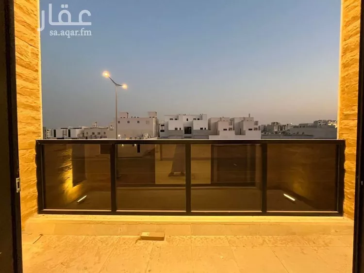 فيلا للبيع في شارع أحمد بن هاشم, حي المهدية, مدينة الرياض, منطقة الرياض 18
